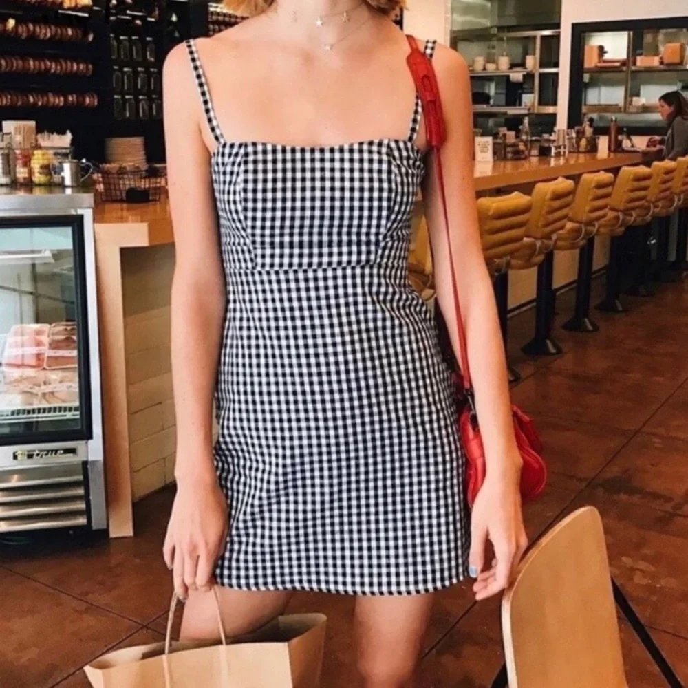 brandy melville karla dress - Picture 1 of 4